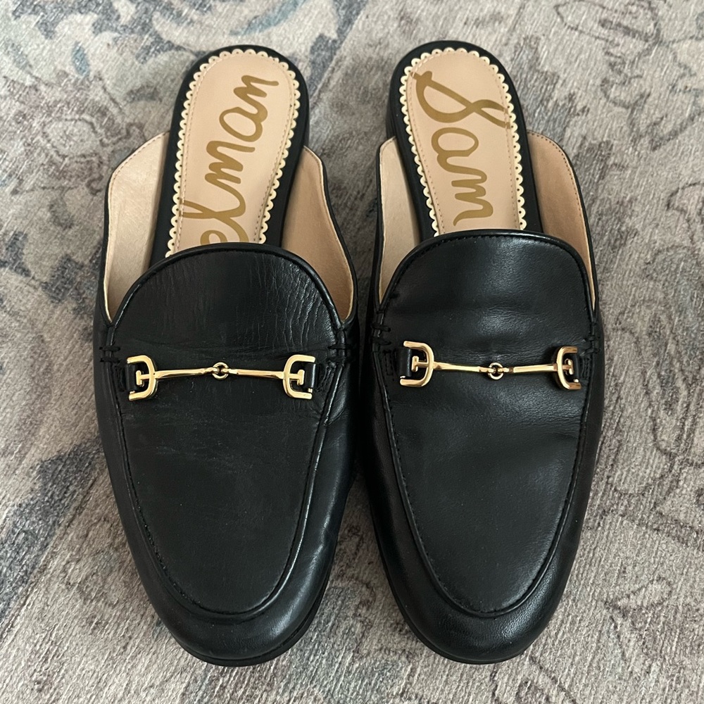 Sam Edelman black leather flat mules, size 6M